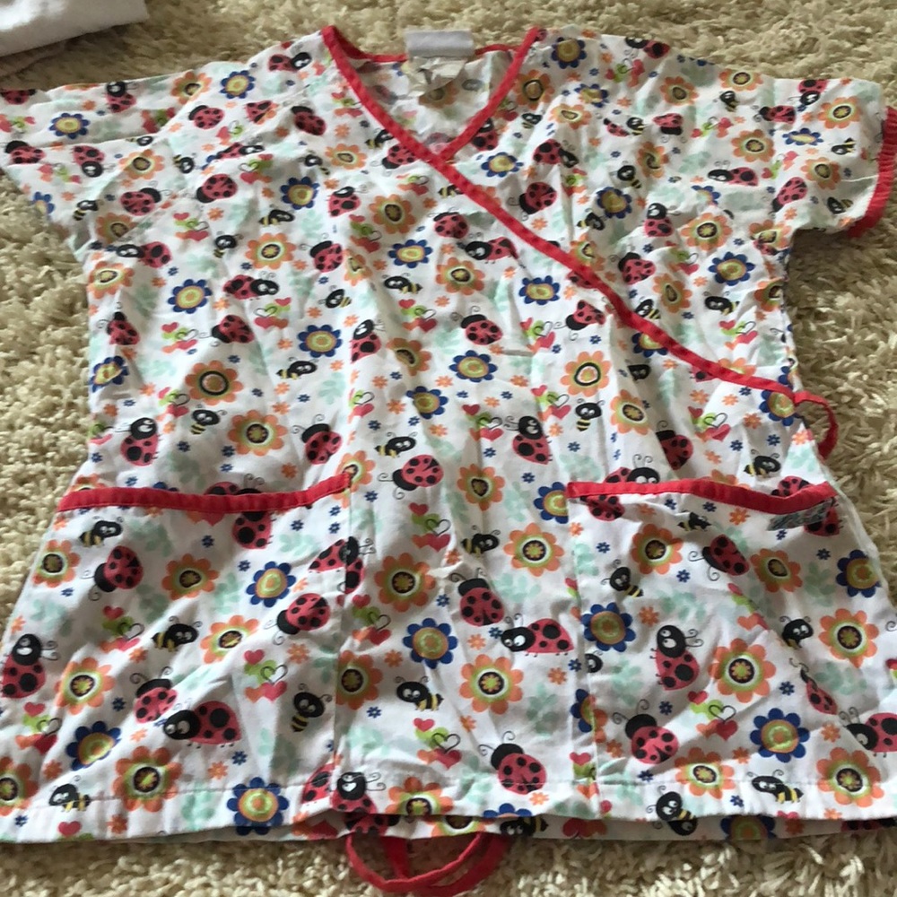 Scrub top